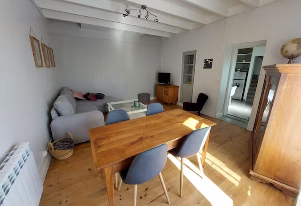 Photo of Livingroom in Doix-les-Fontaines