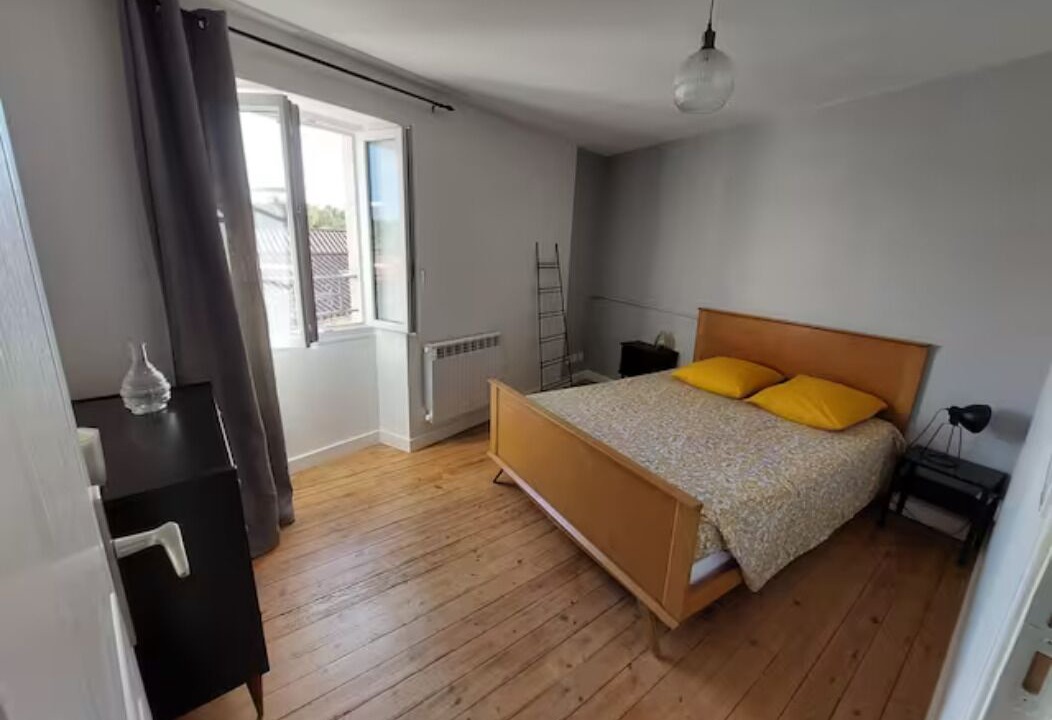 Photo of Bedroom in Doix-les-Fontaines