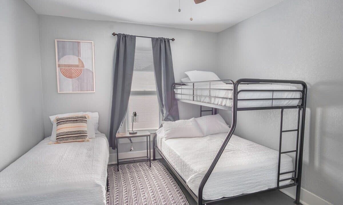 Photo of Bedroom in Near East Side