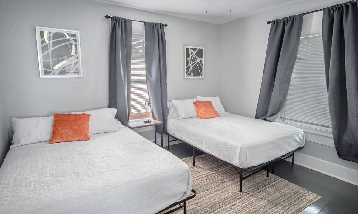 Photo of Bedroom in Near East Side