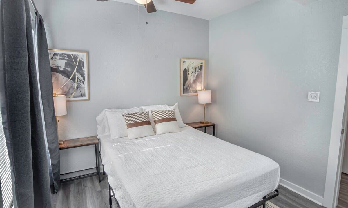 Photo of Bedroom in Near East Side