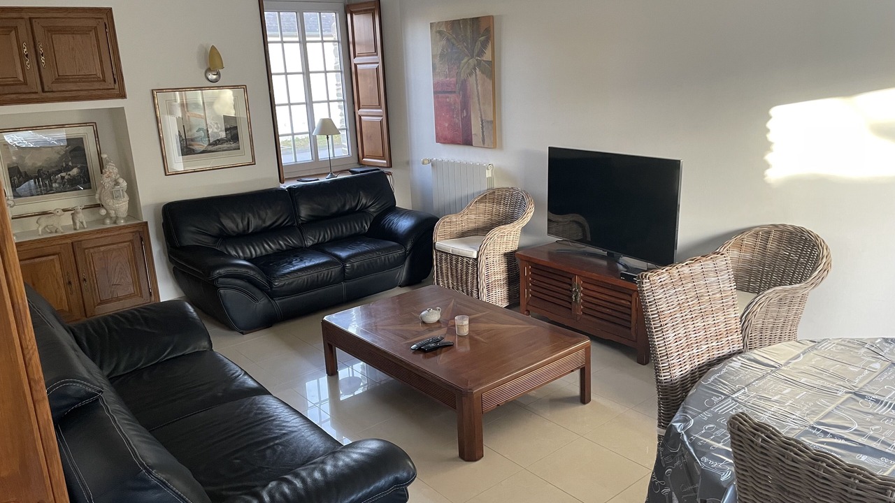 Photo of Livingroom in Cerisy-la-Foret