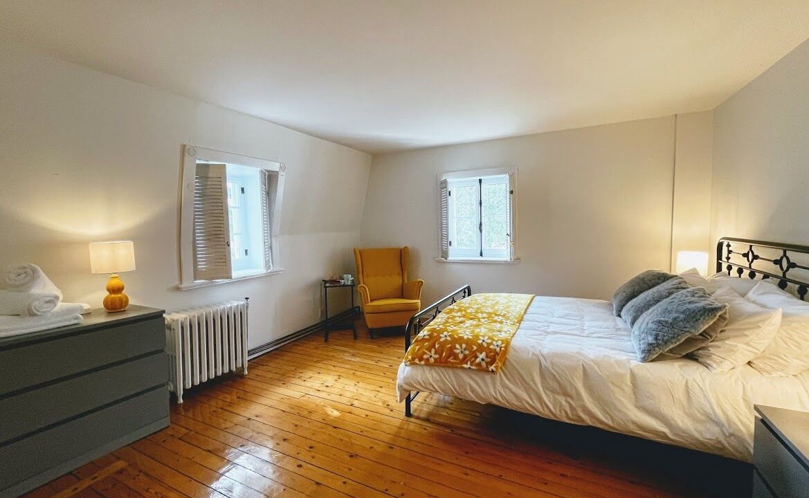 Photo of Bedroom in Ste Petronille