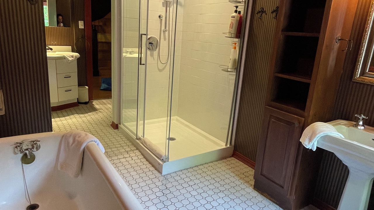 Photo of Bathroom in Ste Petronille