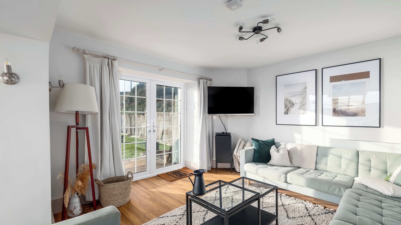 Photo of Livingroom in Plymouth