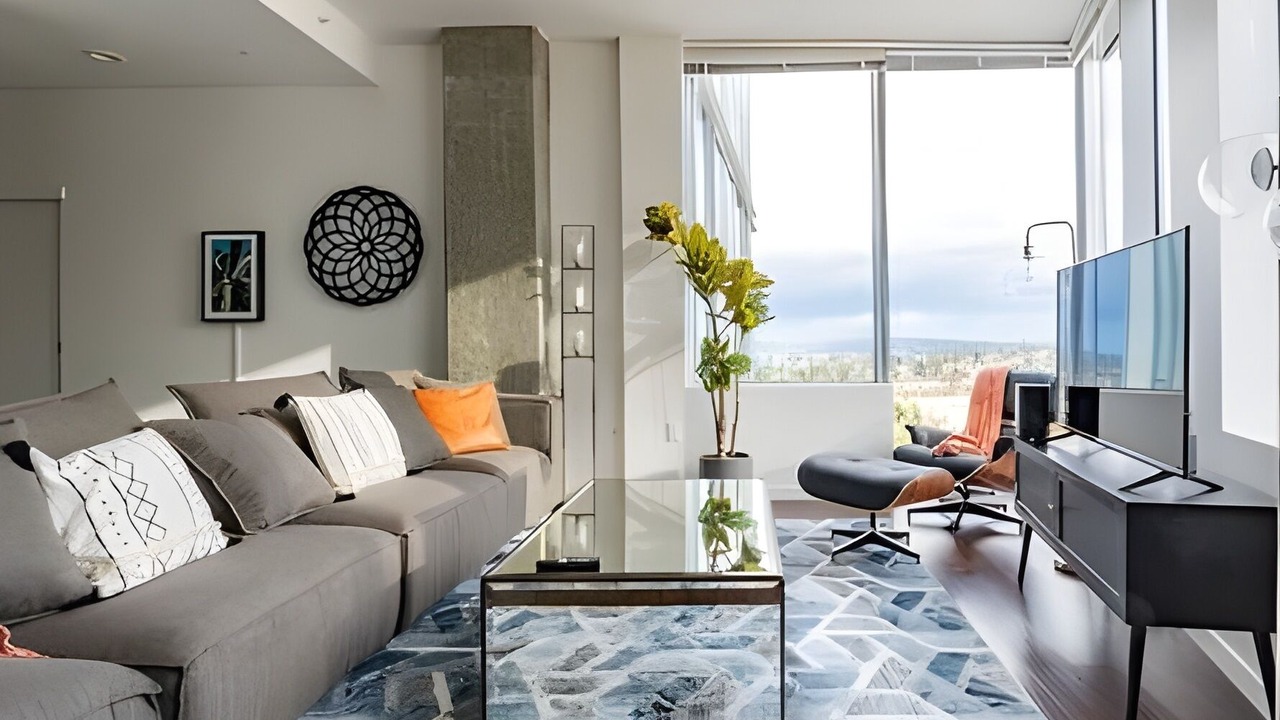 Photo of Livingroom in West Bellevue