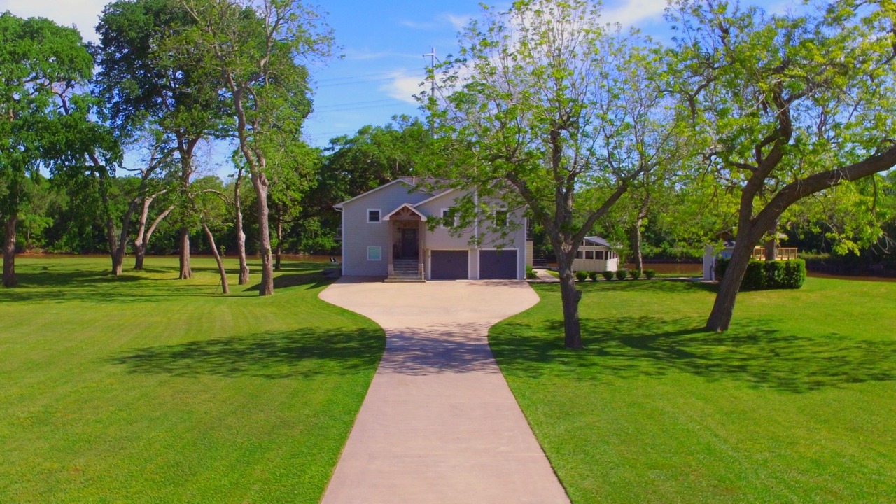 Photo of Others in Wild Peach Village