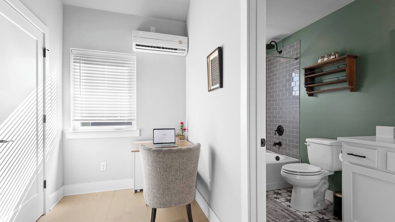 Photo of Bedroom in Northside