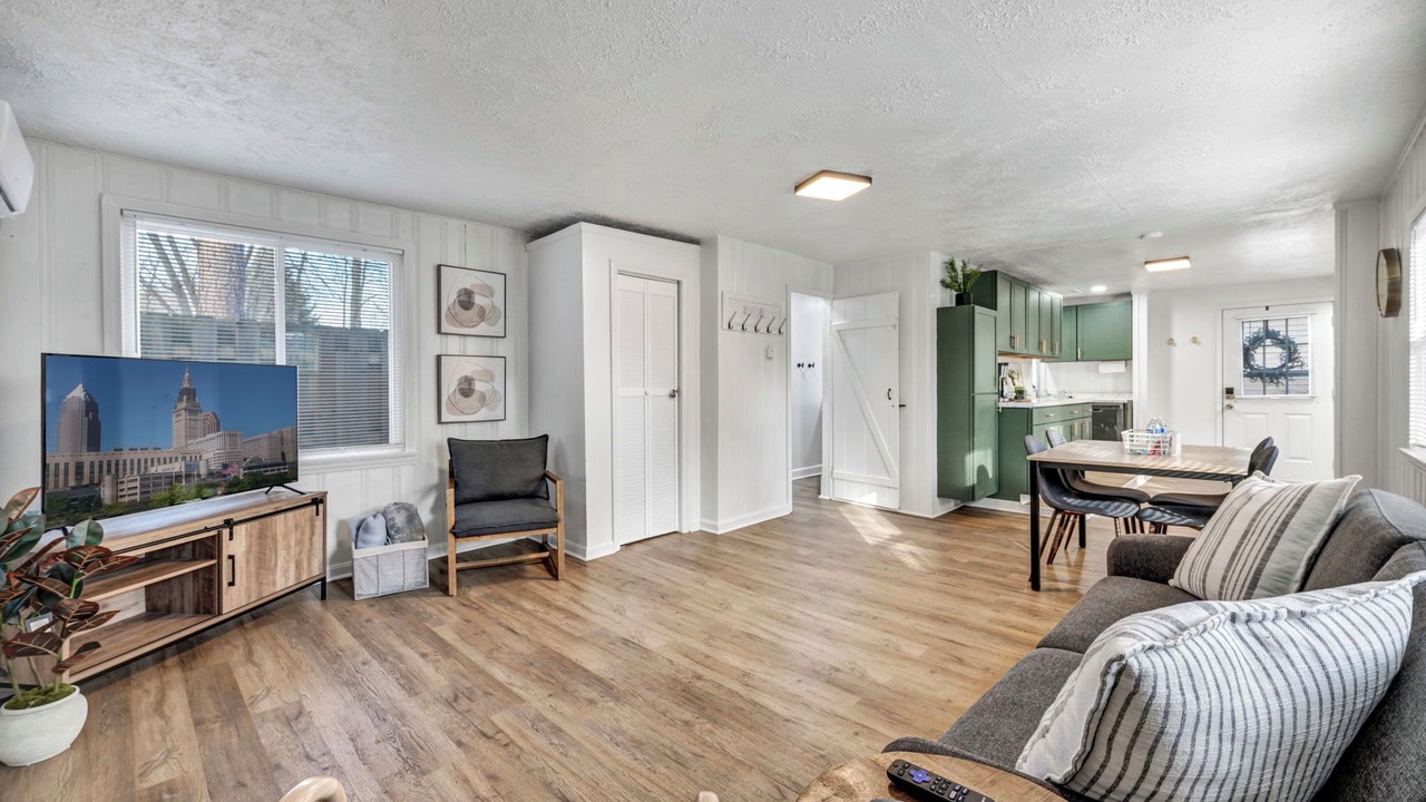 Photo of Livingroom in Berea