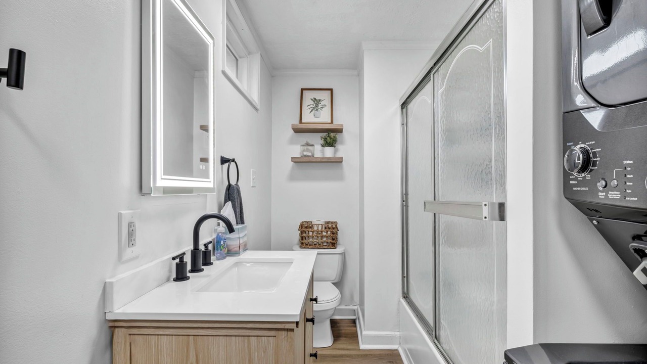 Photo of Bathroom in Berea