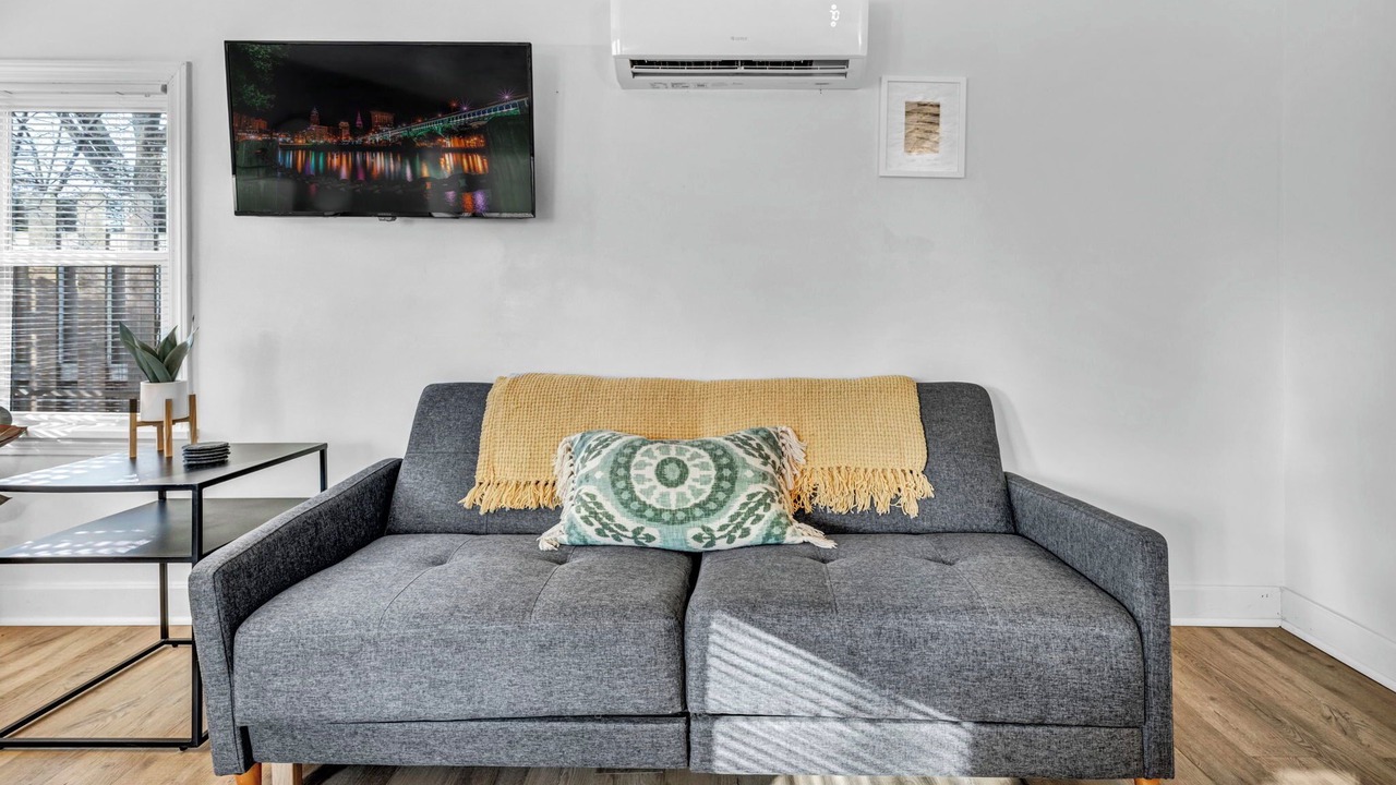 Photo of Livingroom in Berea