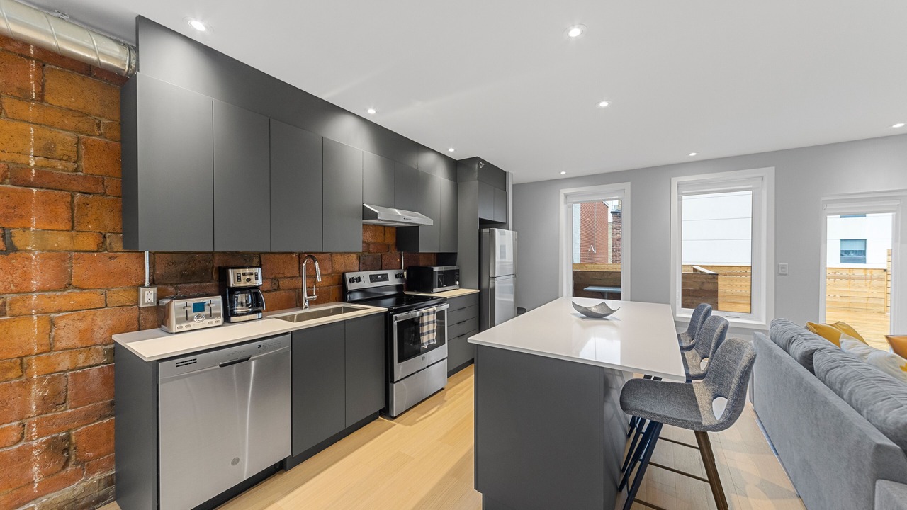 Photo of Livingroom in Downtown Montreal