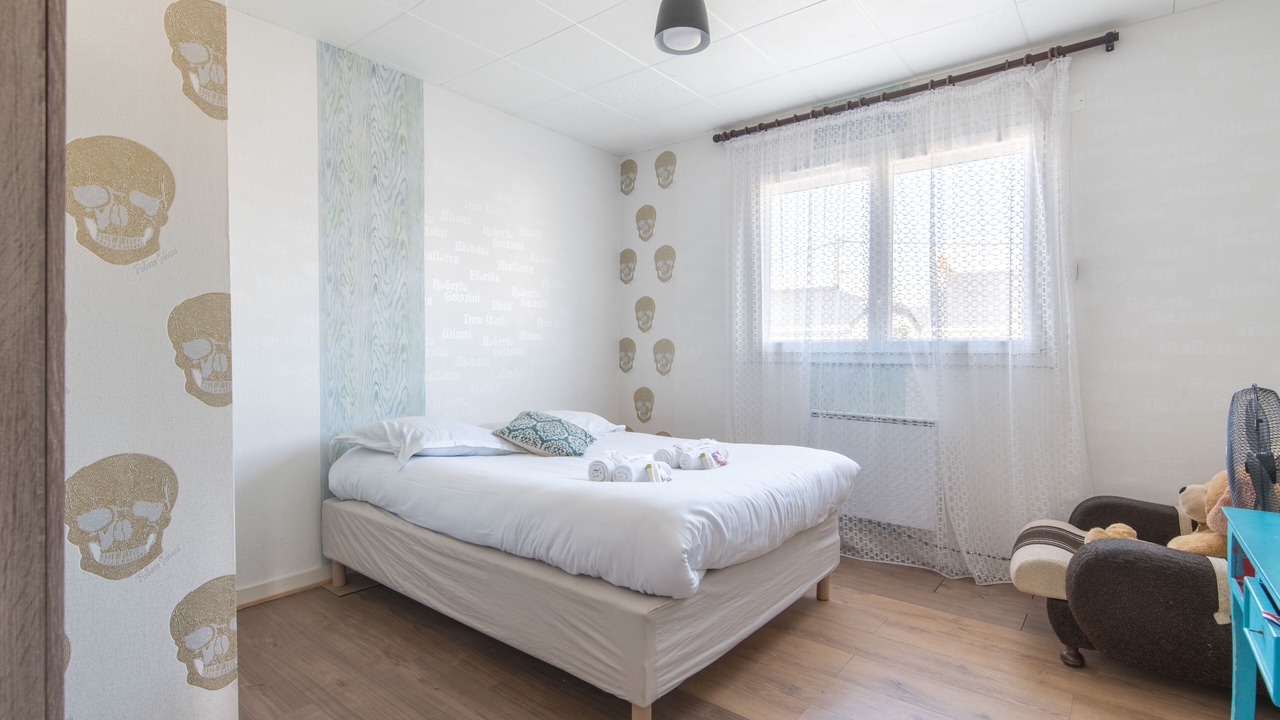 Photo of Bedroom in Saint-Nazaire