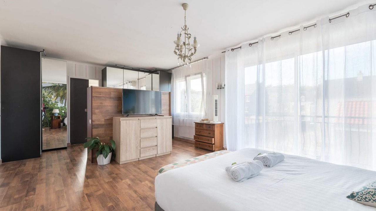 Photo of Bedroom in Saint-Nazaire