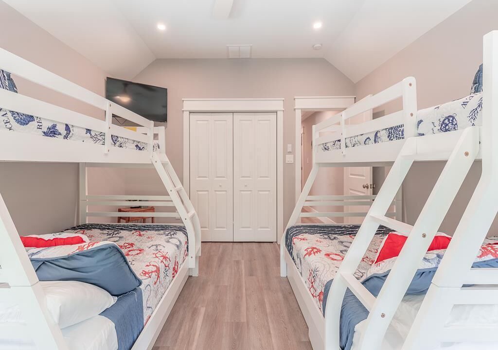 Photo of Bedroom in Town Bank