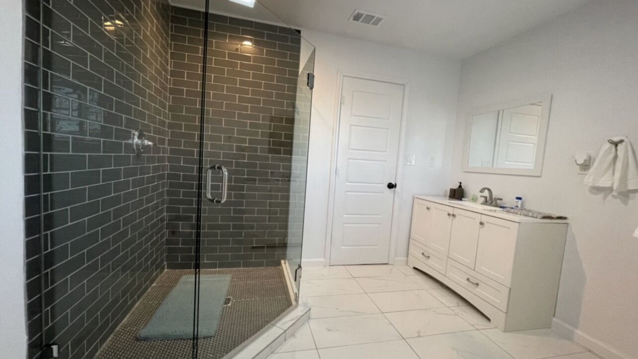 Photo of Bathroom in Haltom City