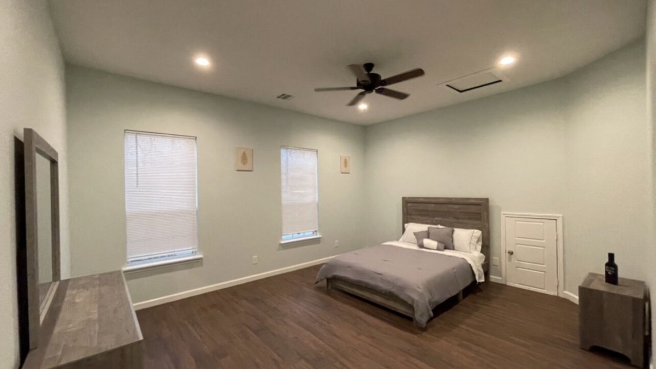 Photo of Bedroom in Haltom City