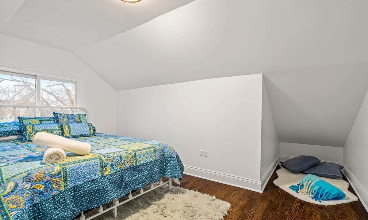 Photo of Bedroom in Cragin