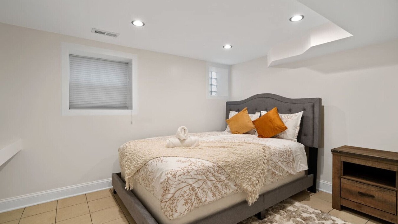 Photo of Bedroom in Cragin