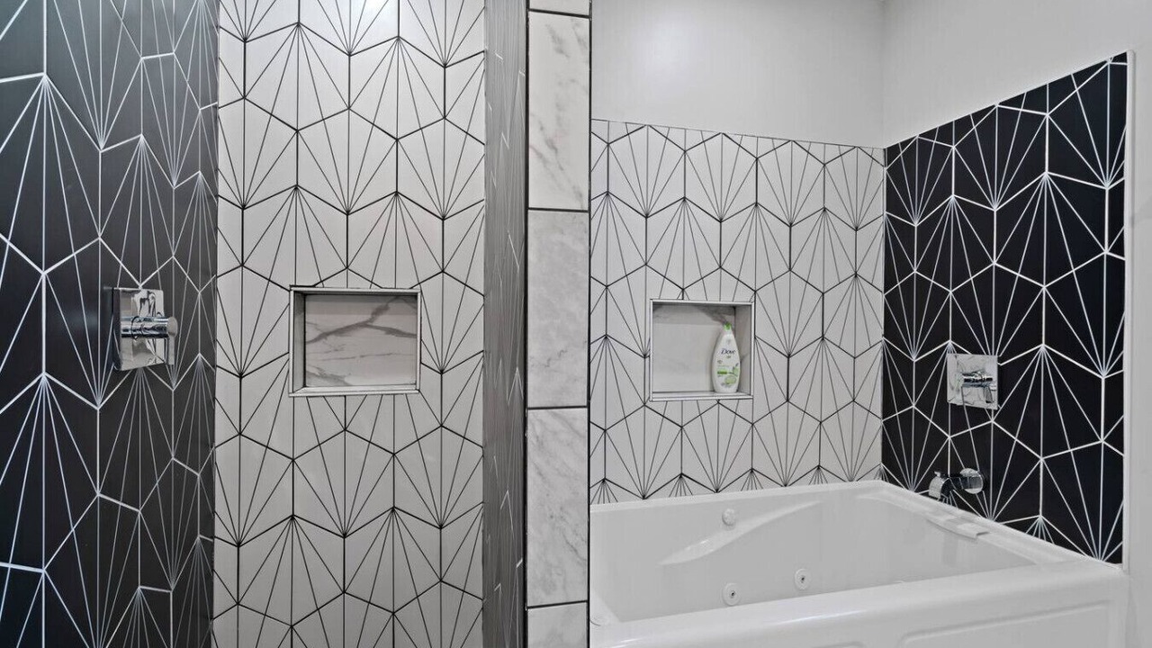 Photo of Bathroom in Cragin