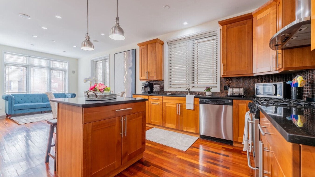 Photo of Kitchen in Pulaski Park