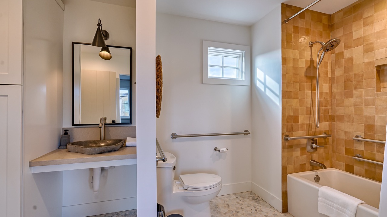 Photo of Bathroom in Williams