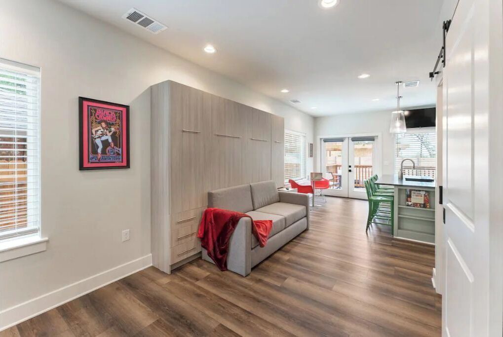 Photo of Livingroom in South Lamar