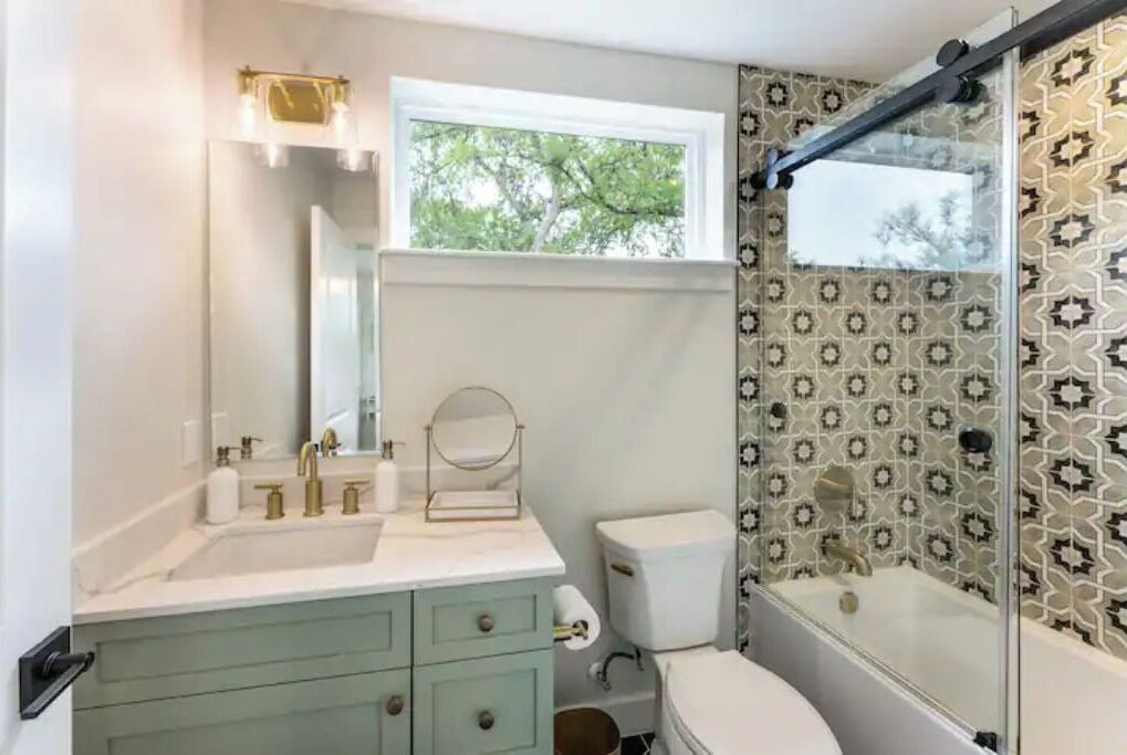 Photo of Bathroom in South Lamar
