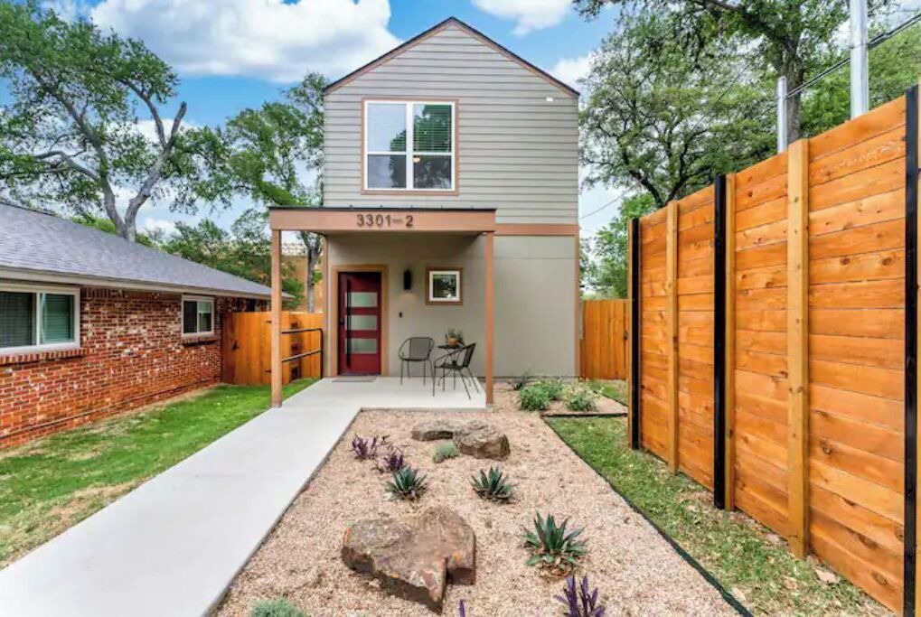 Photo of Outdoor in South Lamar