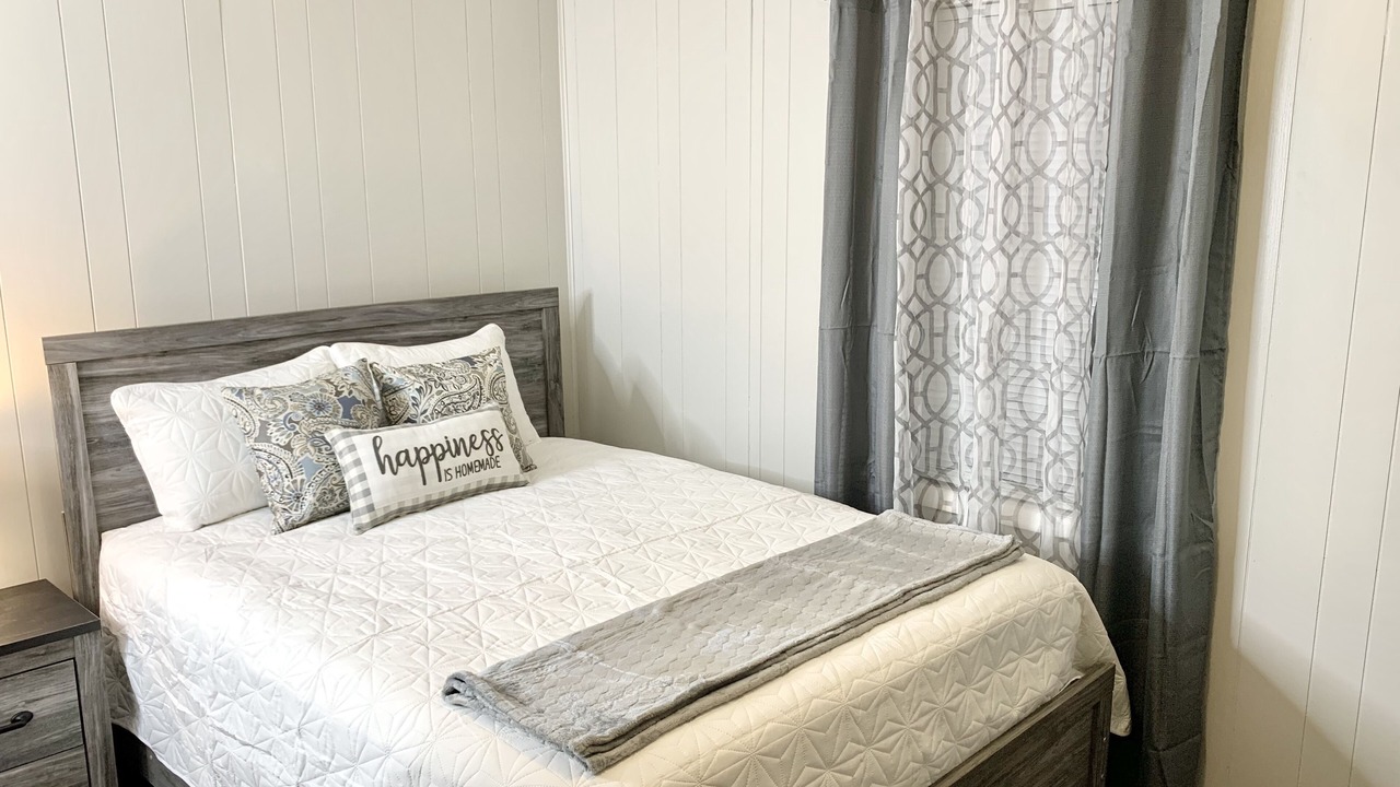 Photo of Bedroom in Starkville
