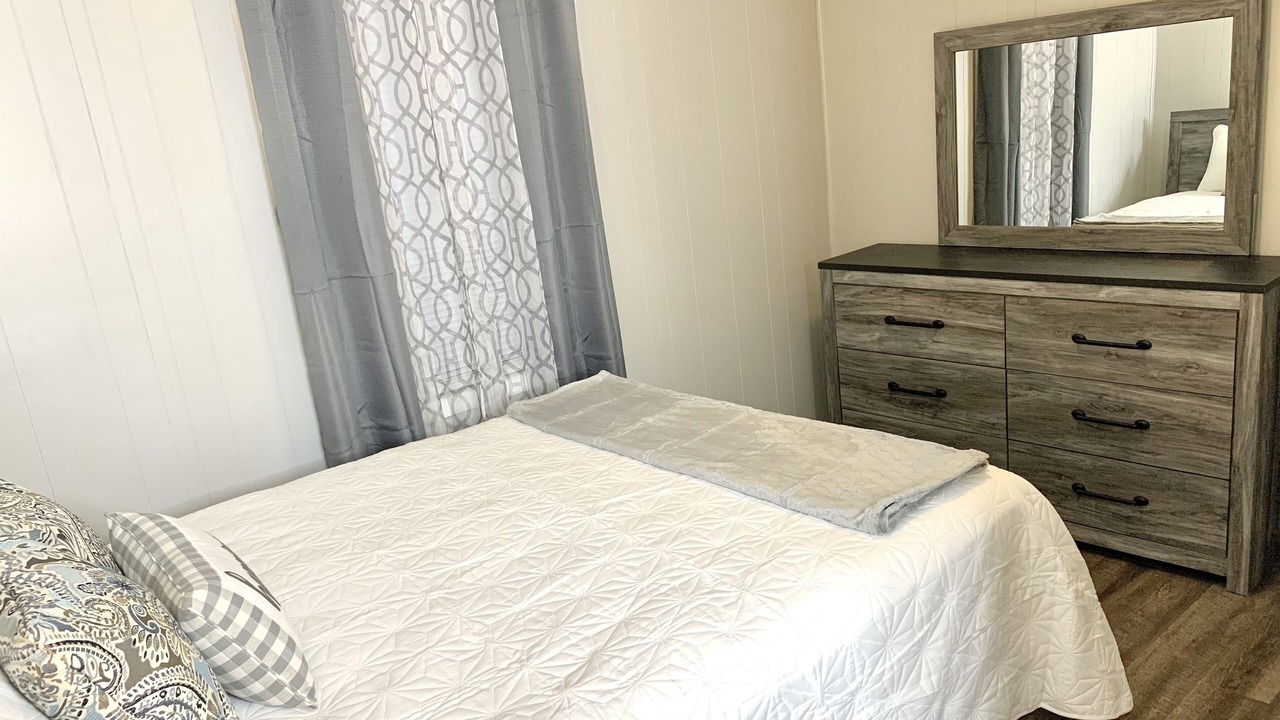 Photo of Bedroom in Starkville