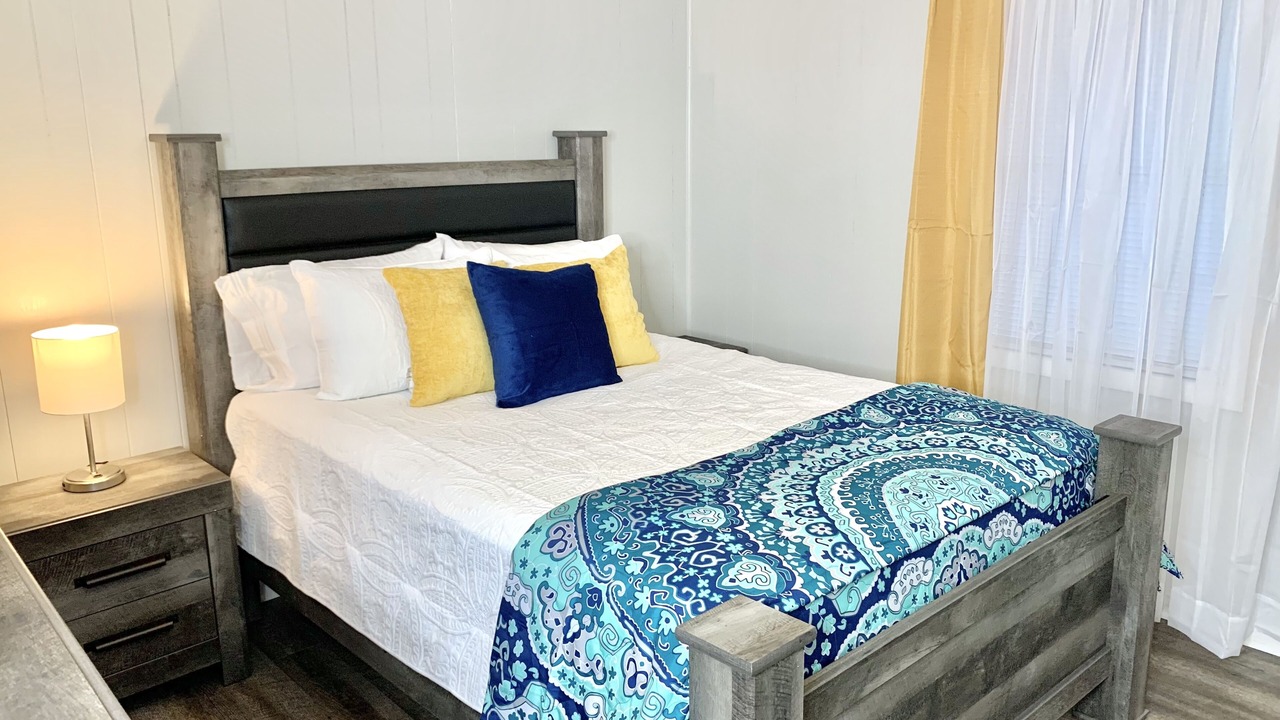 Photo of Bedroom in Starkville