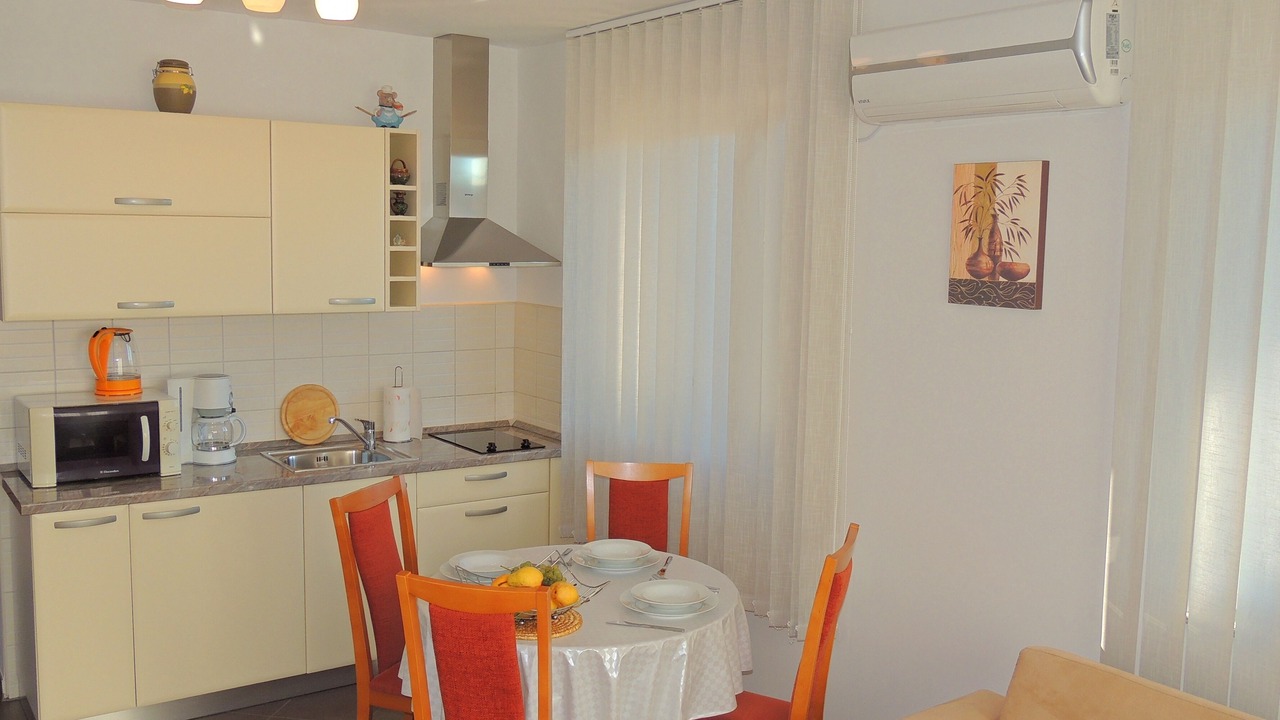 Photo of Livingroom in Gabonjin