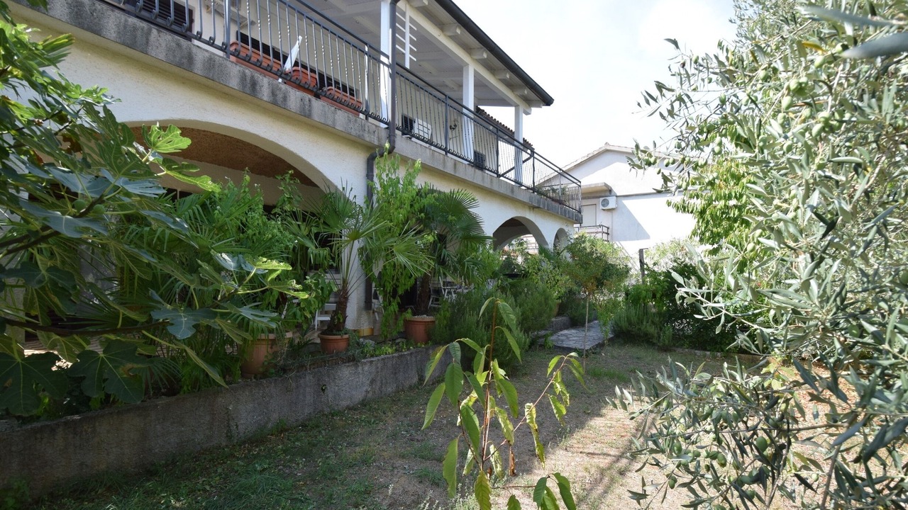 Photo of Outdoor in Vantacici