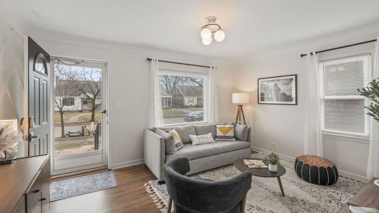 Photo of Bedroom in Royal Oak