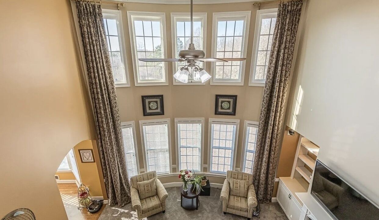 Photo of Livingroom in Tyrone