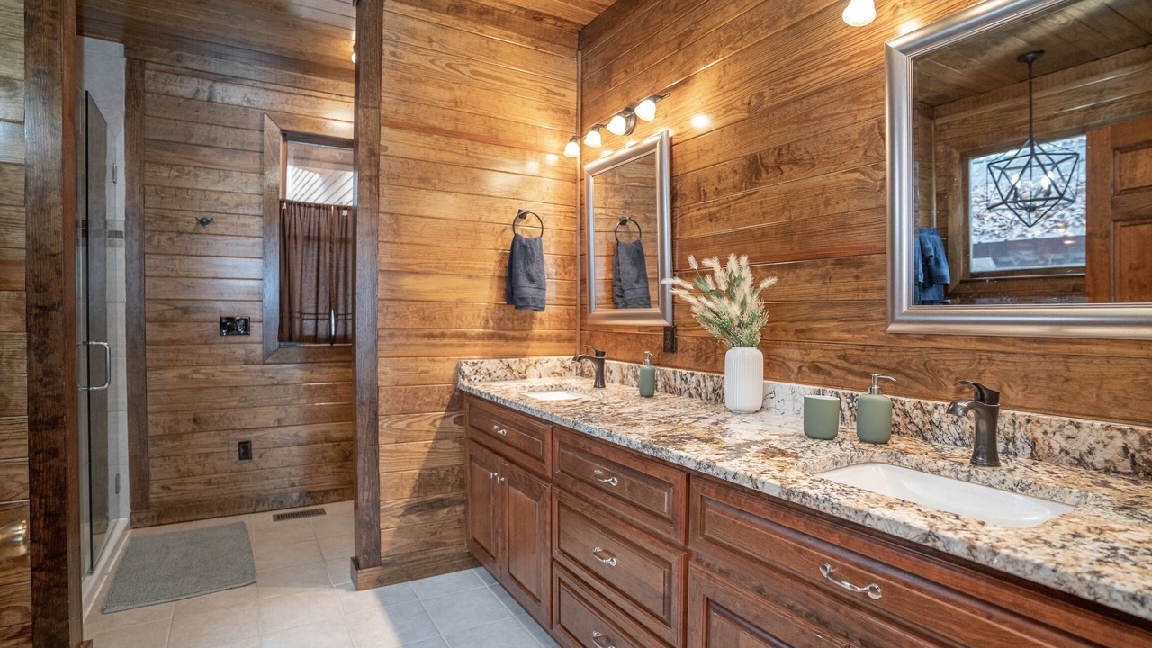Photo of Bathroom in Eatonton