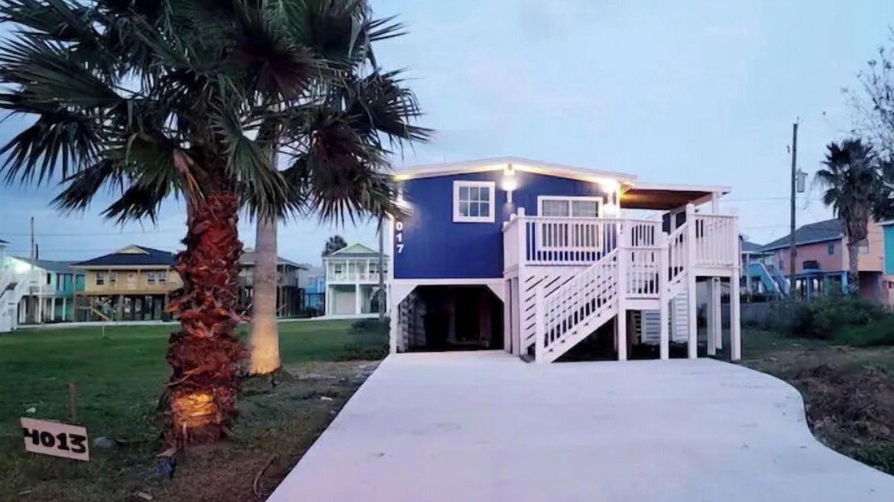 Photo of Outdoor in Pirates Beach West