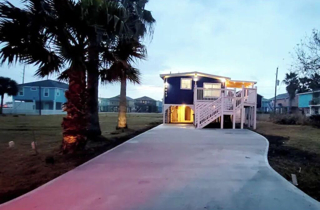 Photo of Outdoor in Pirates Beach West