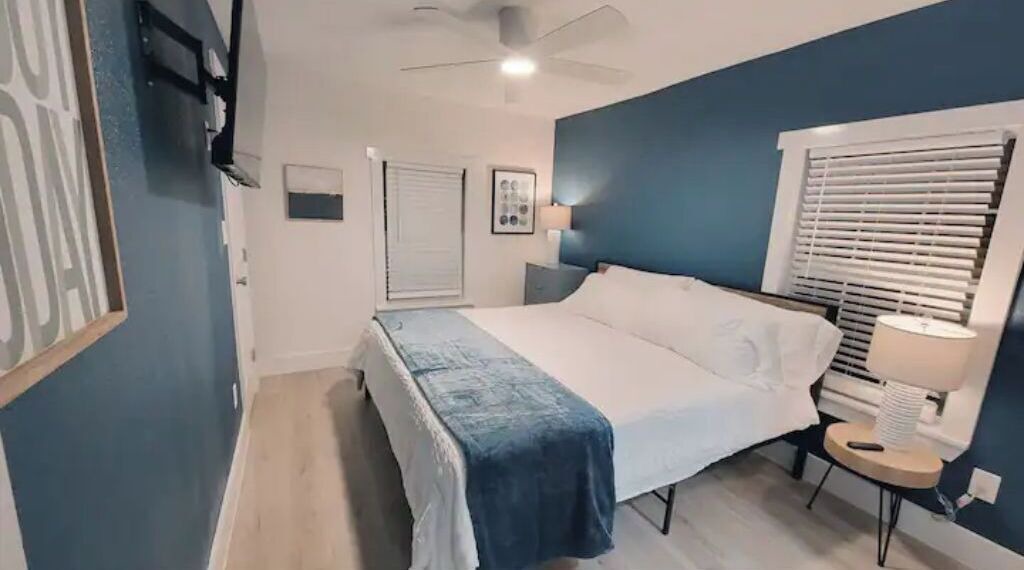 Photo of Bedroom in Pirates Beach West
