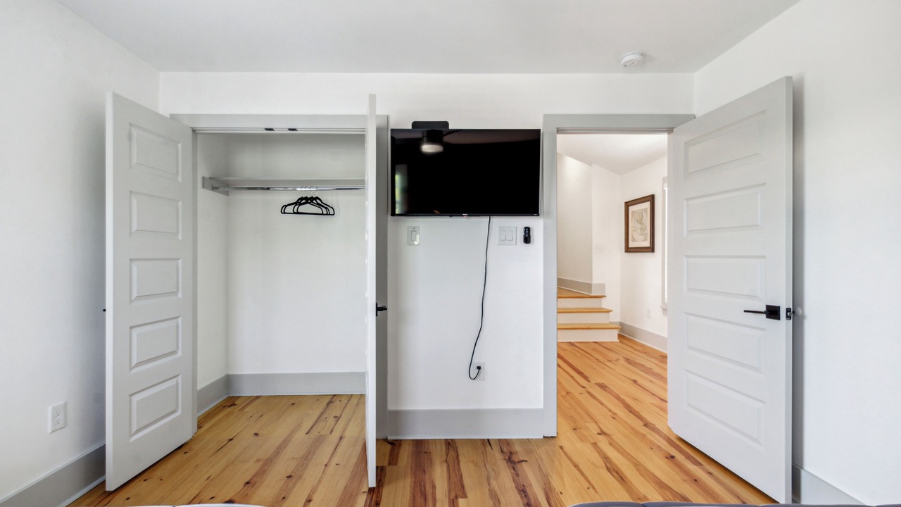 Photo of Bedroom in Irish Channel