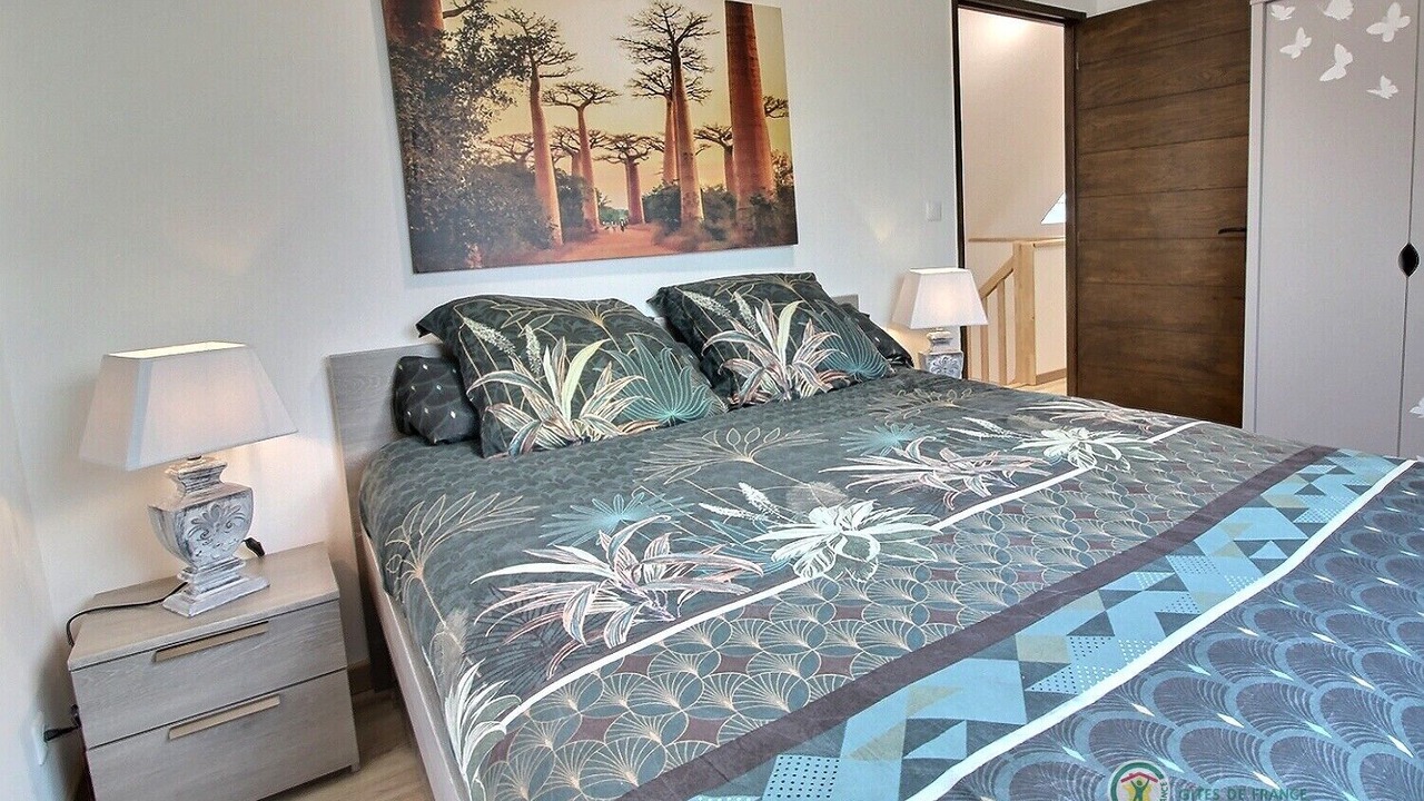 Photo of Bedroom in Plougrescant