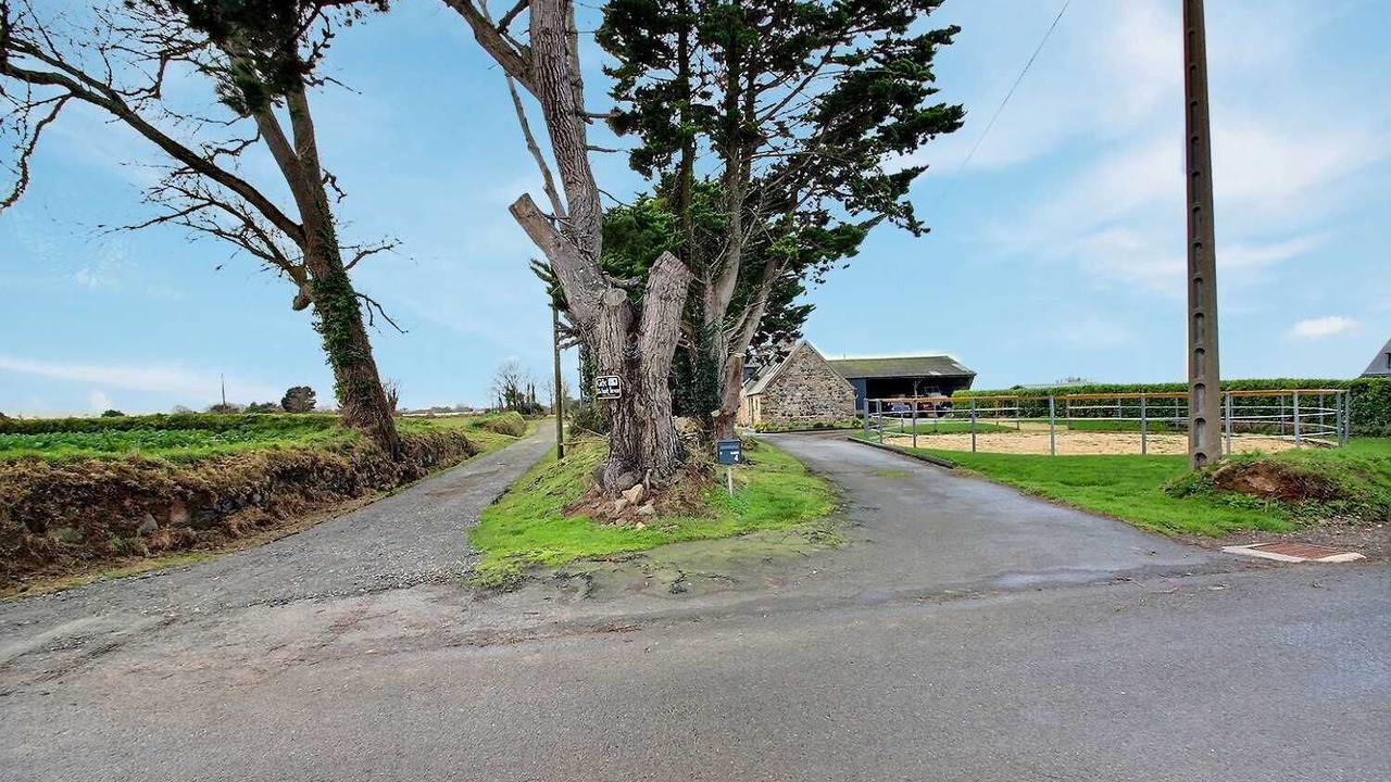 Photo of Others in Plougrescant