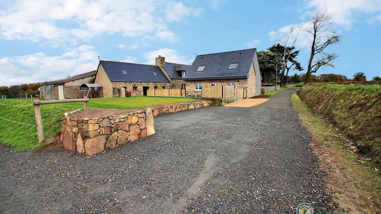 Photo of Outdoor in Plougrescant