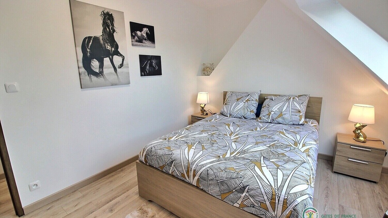 Photo of Bedroom in Plougrescant