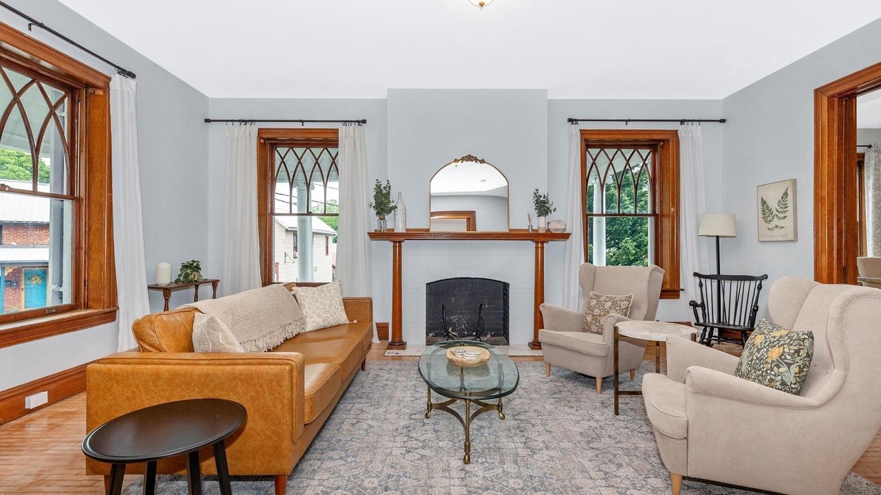 Photo of Livingroom in Mercersburg