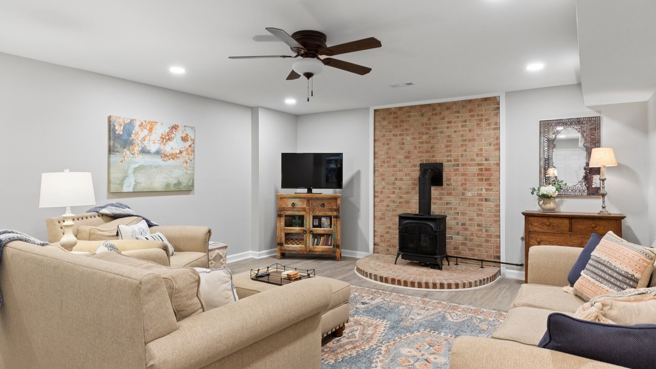 Photo of Livingroom in Fredericksburg