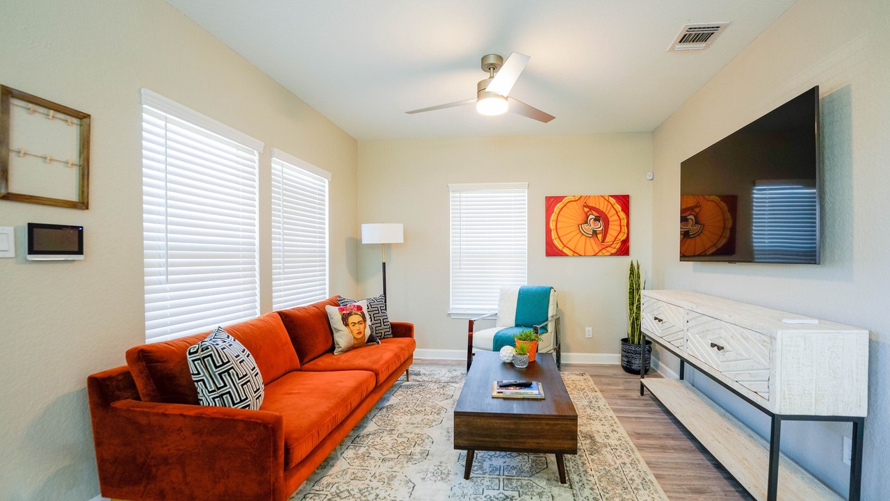 Photo of Livingroom in Denver Heights