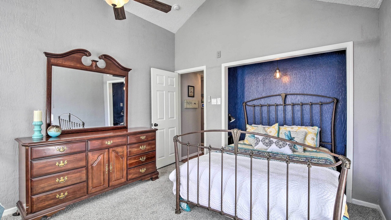 Photo of Bedroom in Tool