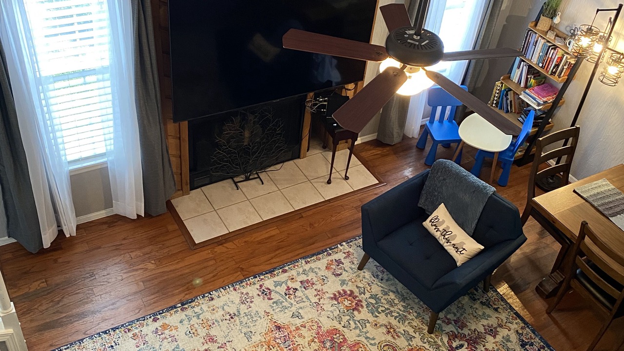 Photo of Livingroom in Tool